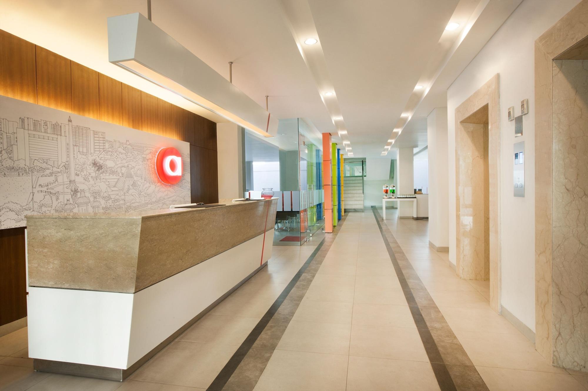 Amaris Hotel Darmo Surabaya Ngoại thất bức ảnh